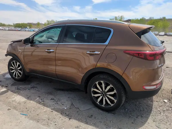 KNDPNCAC5H7270841 2017 KIA SPORTAGE - Image 2