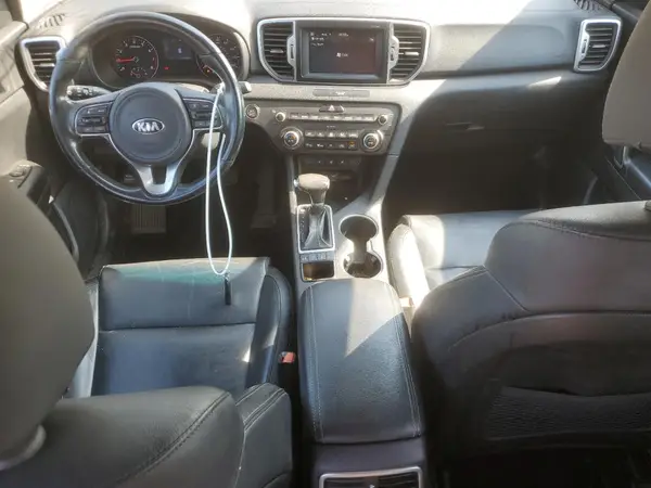 KNDPNCAC5H7279815 2017 KIA SPORTAGE - Image 8