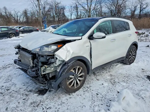 KNDPNCAC5J7357063 2018 KIA SPORTAGE - Image 1