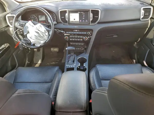 KNDPNCAC5J7361663 2018 KIA SPORTAGE - Image 8