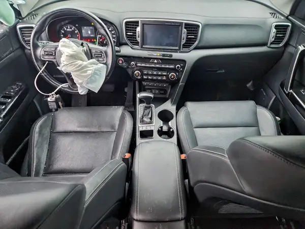KNDPNCAC5J7371285 2018 KIA SPORTAGE - Image 8