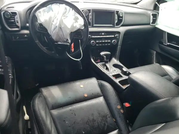KNDPNCAC5J7404155 2018 KIA SPORTAGE - Image 8