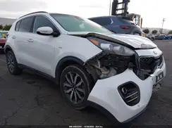 KNDPNCAC5J7404530 2018 KIA SPORTAGE