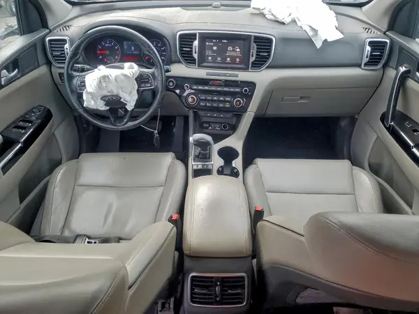 KNDPNCAC5J7422929 2018 KIA SPORTAGE - Image 8