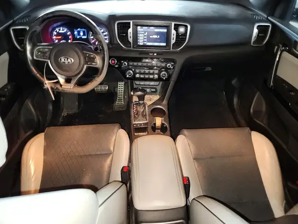 KNDPNCAC5J7425667 2018 KIA SPORTAGE - Image 8