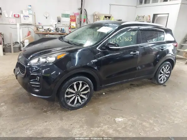 KNDPNCAC5J7436135 2018 KIA SPORTAGE - Image 2