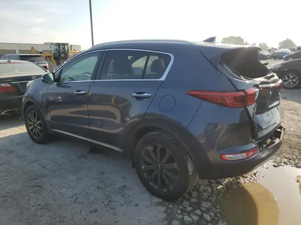 KNDPNCAC5J7472858 2018 KIA SPORTAGE - Image 2