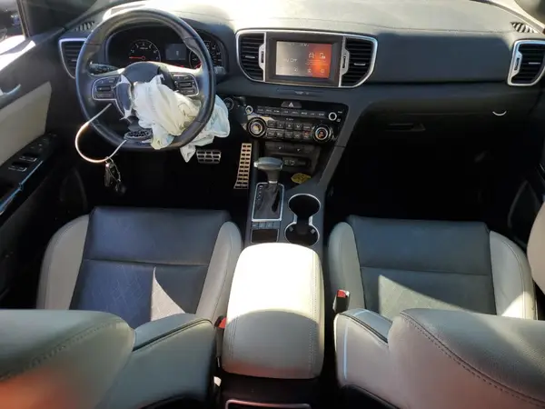 KNDPNCAC5K7534003 2019 KIA SPORTAGE - Image 8