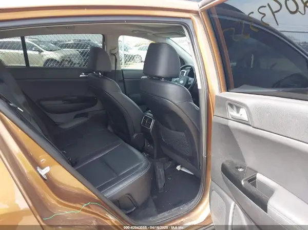 KNDPNCAC5K7590541 2019 KIA SPORTAGE - Image 8