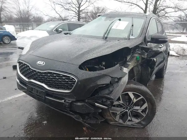KNDPNCAC5L7703261 2020 KIA SPORTAGE - Image 2