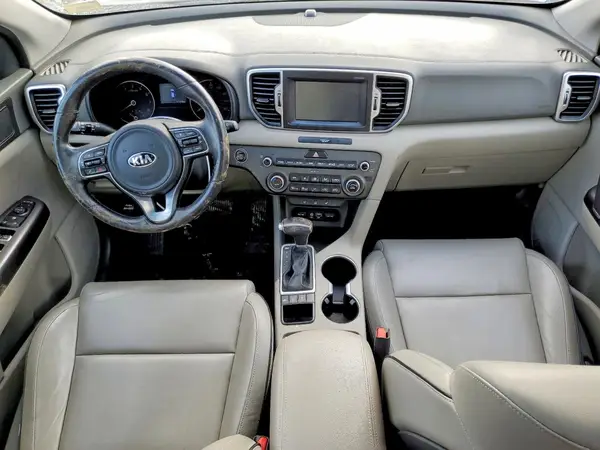 KNDPNCAC6H7042024 2017 KIA SPORTAGE - Image 8