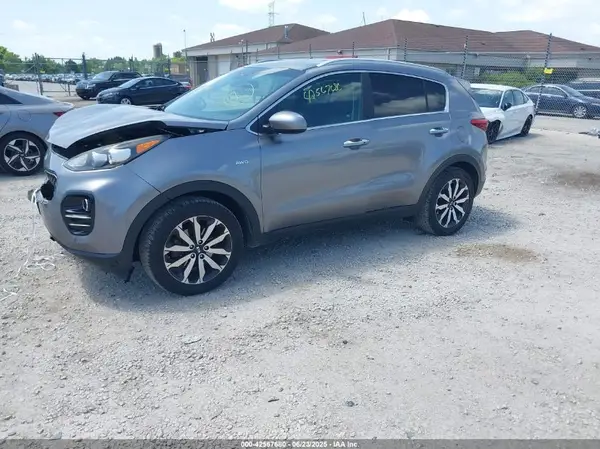 KNDPNCAC6H7091871 2017 KIA SPORTAGE - Image 2