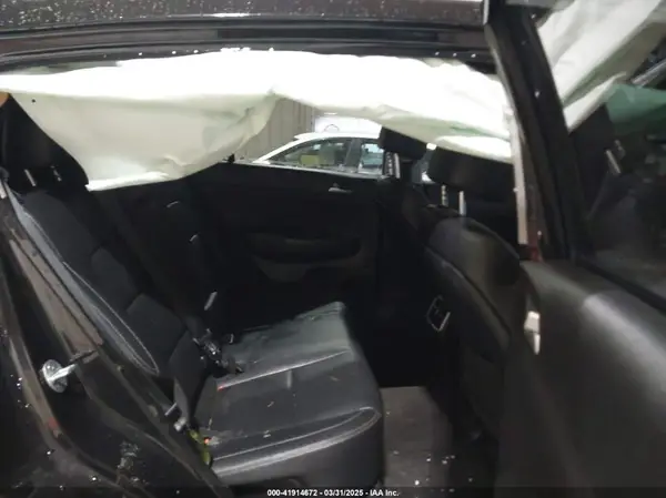 KNDPNCAC6H7170702 2017 KIA SPORTAGE - Image 8