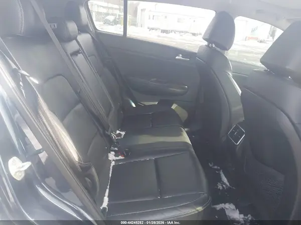 KNDPNCAC6H7241736 2017 KIA SPORTAGE - Image 8