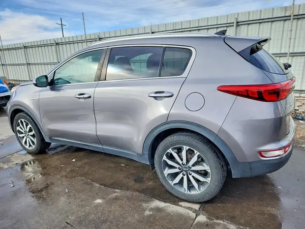 KNDPNCAC6H7248623 2017 KIA SPORTAGE - Image 2