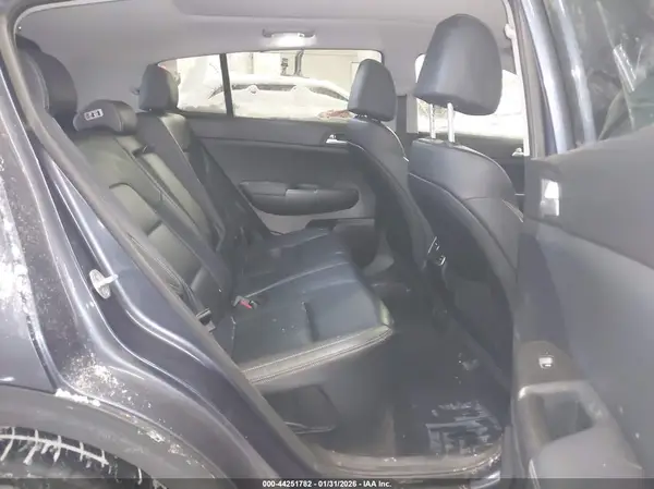 KNDPNCAC6H7264899 2017 KIA SPORTAGE - Image 8