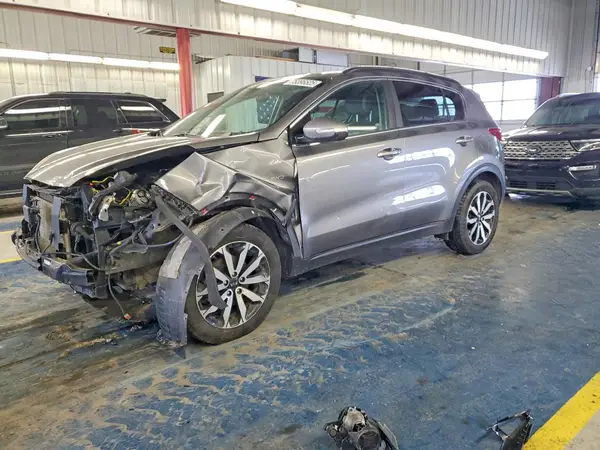 KNDPNCAC6J7309748 2018 KIA SPORTAGE - Image 1