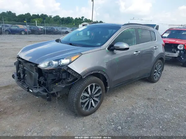 KNDPNCAC6J7312245 2018 KIA SPORTAGE - Image 2