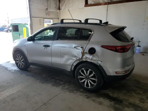 KNDPNCAC6J7321348 2018 KIA SPORTAGE - Image 2