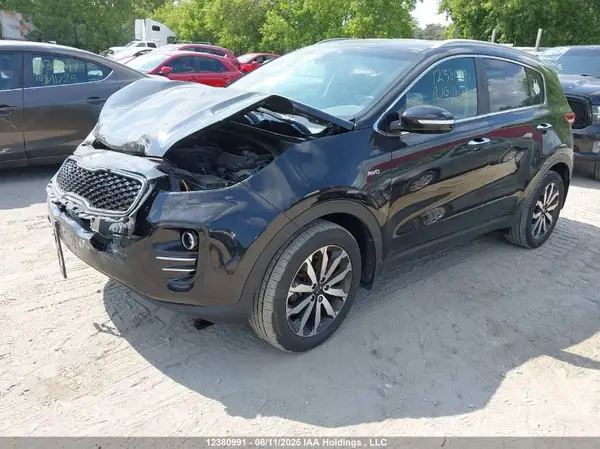 KNDPNCAC6J7337906 2018 KIA SPORTAGE - Image 2