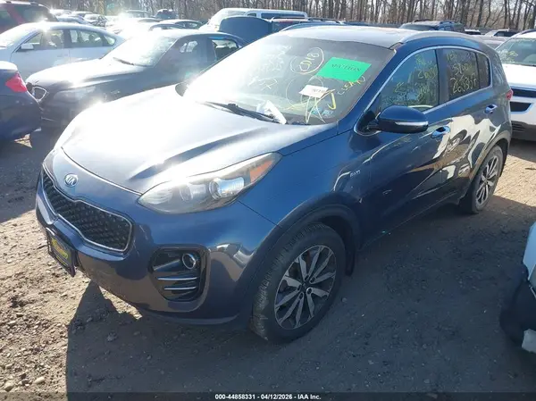 KNDPNCAC6J7377595 2018 KIA SPORTAGE - Image 2