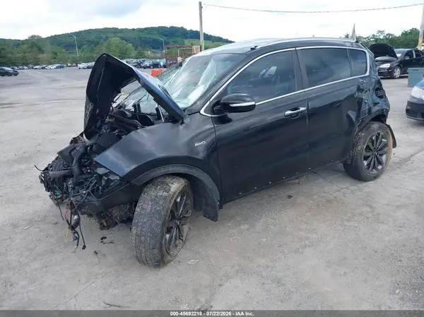 KNDPNCAC6J7397717 2018 KIA SPORTAGE - Image 2