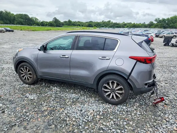 KNDPNCAC6J7400230 2018 KIA SPORTAGE - Image 2