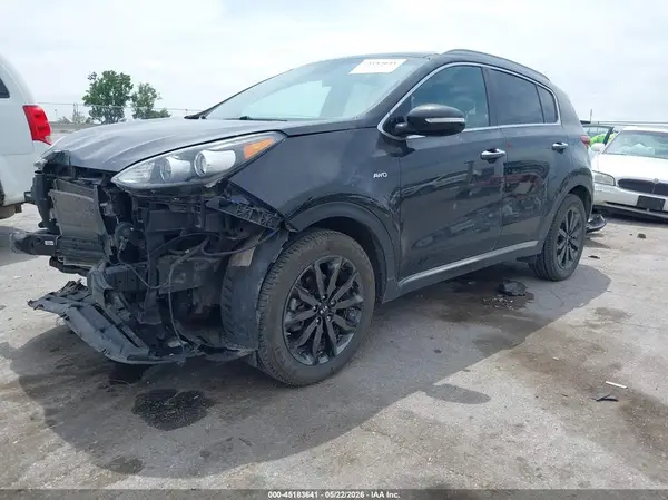 KNDPNCAC6J7443756 2018 KIA SPORTAGE - Image 2