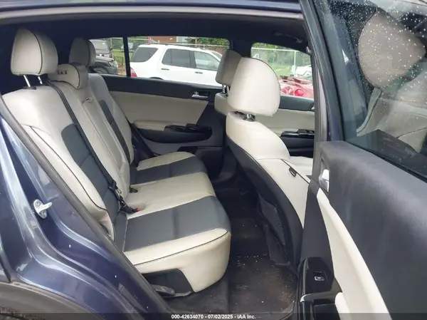 KNDPNCAC6J7459567 2018 KIA SPORTAGE - Image 8