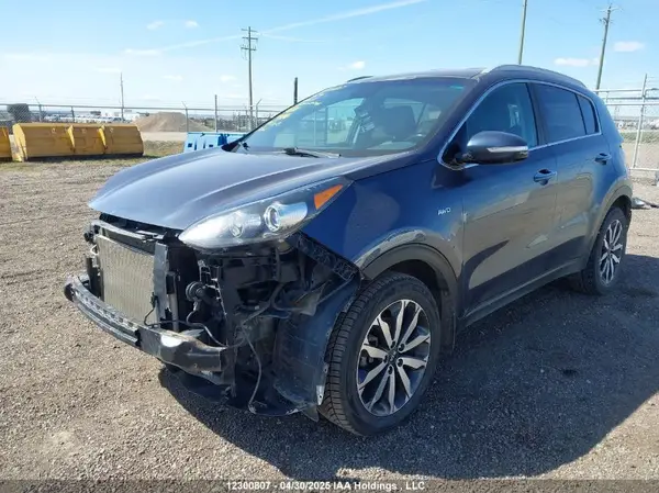 KNDPNCAC6J7480631 2018 KIA SPORTAGE - Image 2