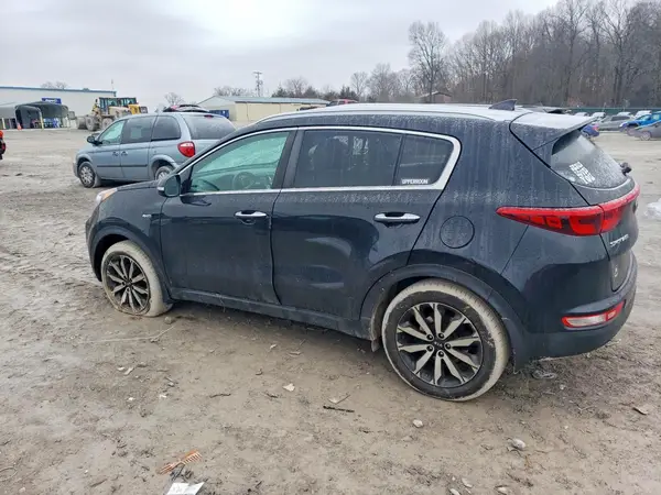 KNDPNCAC6J7489233 2018 KIA SPORTAGE - Image 2