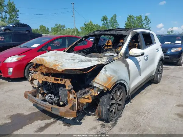 KNDPNCAC6K7508798 2019 KIA SPORTAGE - Image 2