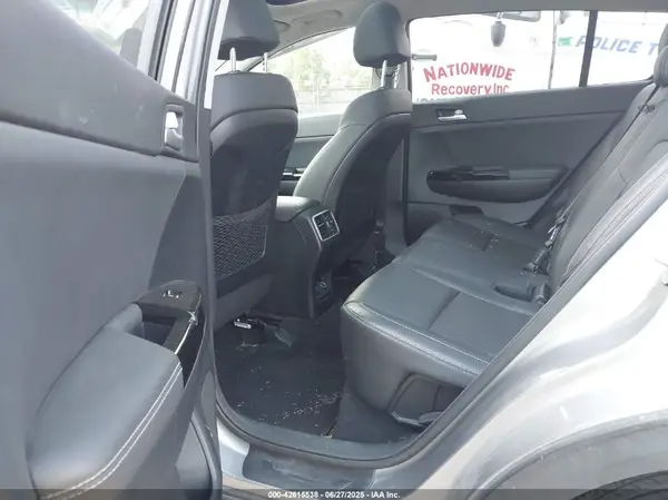 KNDPNCAC6K7572999 2019 KIA SPORTAGE - Image 8