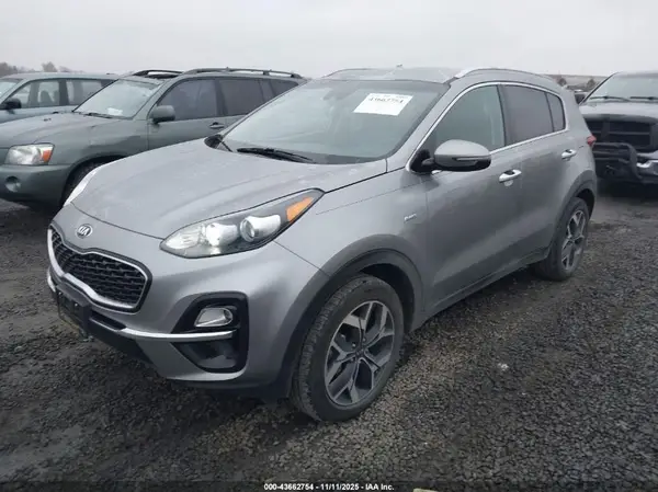 KNDPNCAC6M7877275 2021 KIA SPORTAGE - Image 2