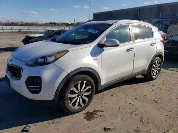 KNDPNCAC7H7055946 2017 KIA SPORTAGE - Image 1