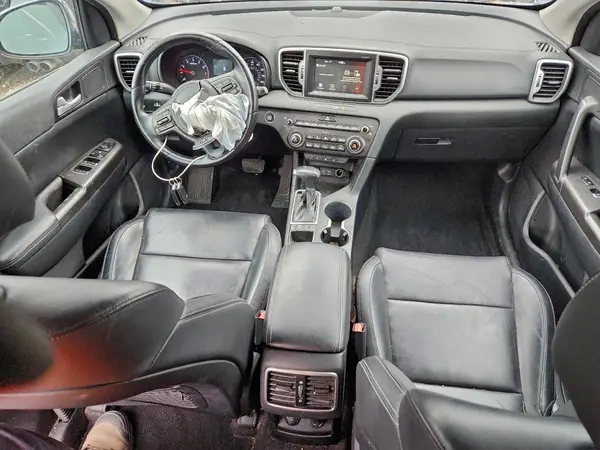 KNDPNCAC7H7059415 2017 KIA SPORTAGE - Image 8