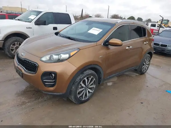 KNDPNCAC7H7099980 2017 KIA SPORTAGE - Image 2