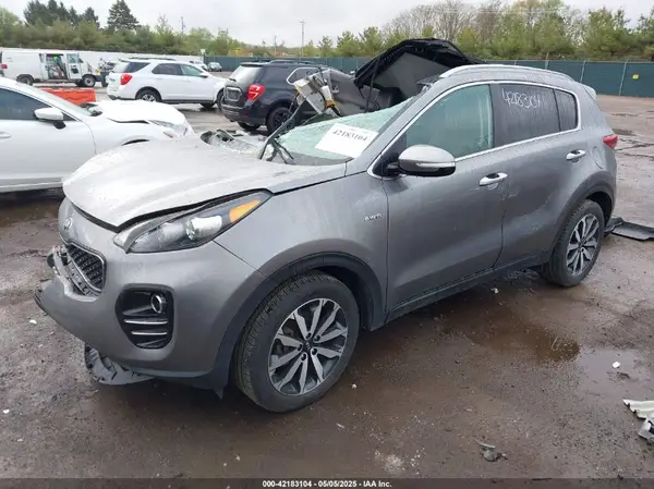 KNDPNCAC7H7106748 2017 KIA SPORTAGE - Image 2
