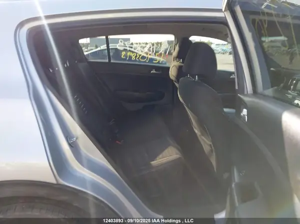 KNDPNCAC7H7110962 2017 KIA SPORTAGE - Image 8