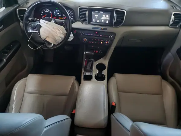KNDPNCAC7H7179697 2017 KIA SPORTAGE - Image 8