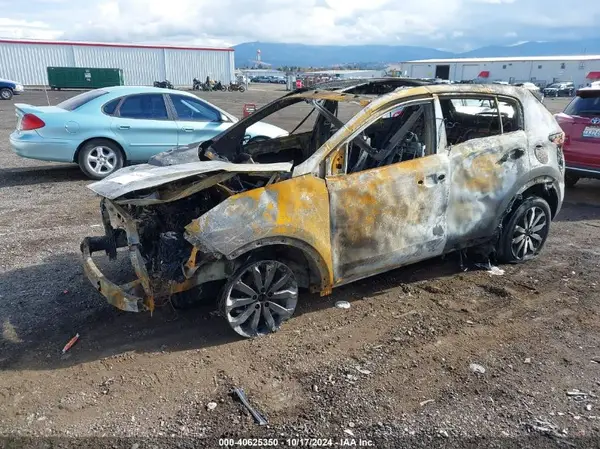 KNDPNCAC7H7249084 2017 KIA SPORTAGE - Image 2