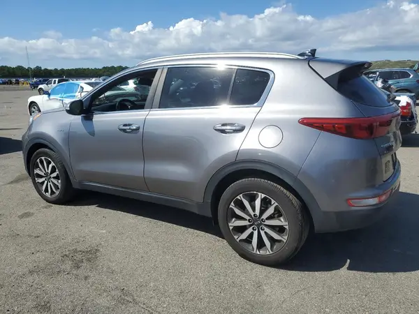 KNDPNCAC7H7257038 2017 KIA SPORTAGE - Image 2
