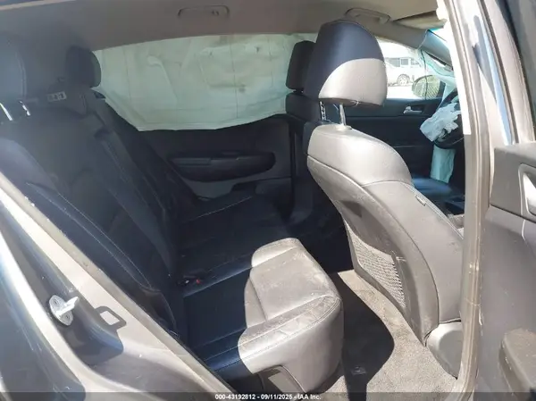 KNDPNCAC7H7291190 2017 KIA SPORTAGE - Image 8