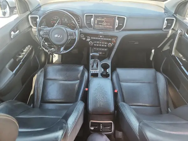 KNDPNCAC7J7367075 2018 KIA SPORTAGE - Image 8