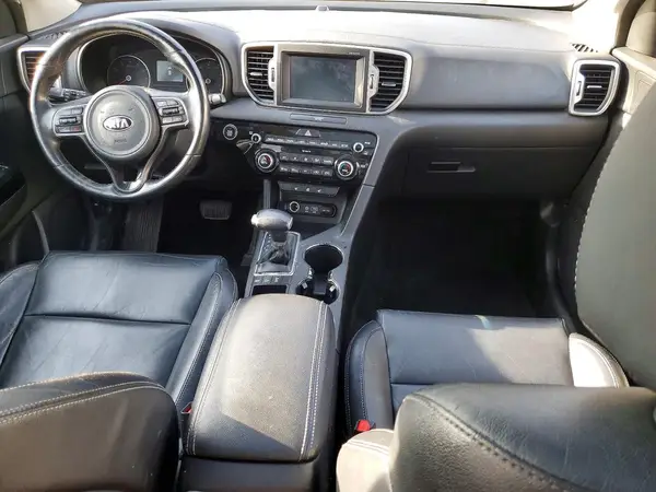 KNDPNCAC7J7396561 2018 KIA SPORTAGE - Image 8