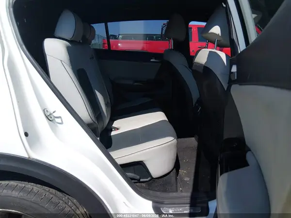 KNDPNCAC7J7397659 2018 KIA SPORTAGE - Image 8