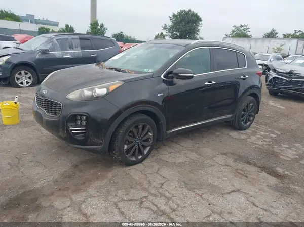 KNDPNCAC7J7399069 2018 KIA SPORTAGE - Image 2