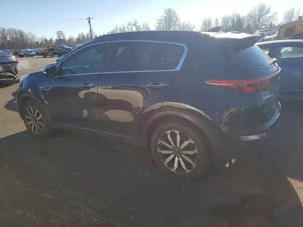 KNDPNCAC7J7403086 2018 KIA SPORTAGE - Image 2
