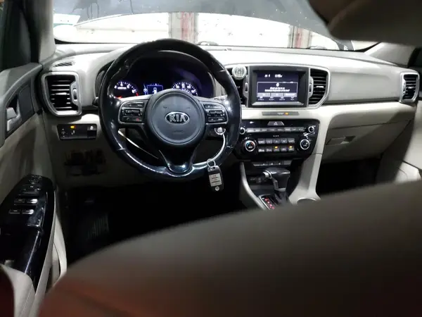KNDPNCAC7J7422480 2018 KIA SPORTAGE - Image 8