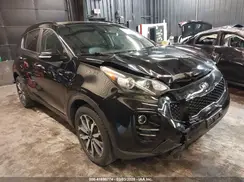 KNDPNCAC7J7437464 2018 KIA SPORTAGE
